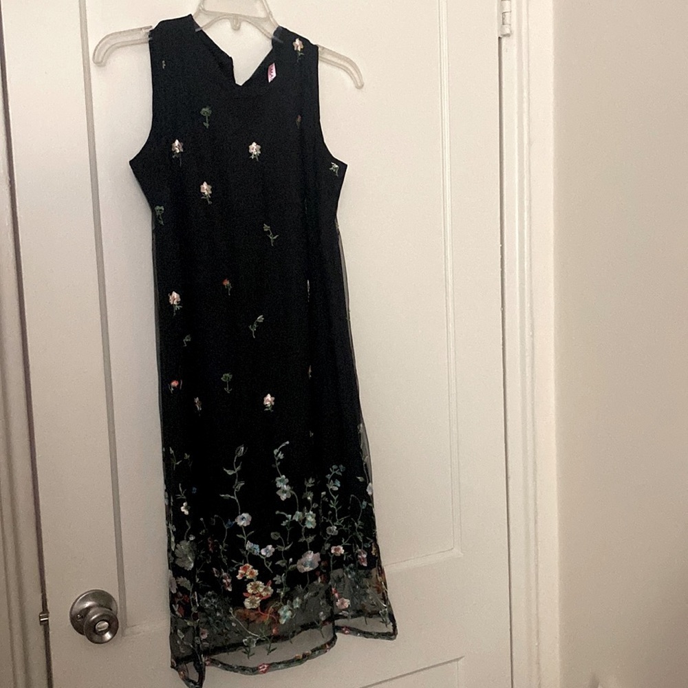 nwt magic black floral dress size: M